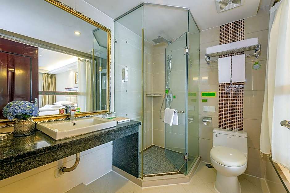 Vienna International Hotel Yangshuo West Street                                                 