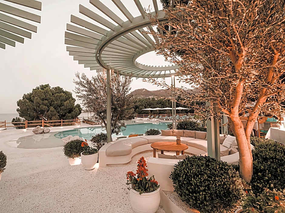 Perios Beach House - Adults Only