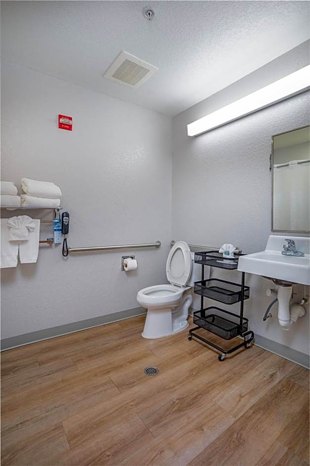 Microtel Inn & Suites By Wyndham Albertville