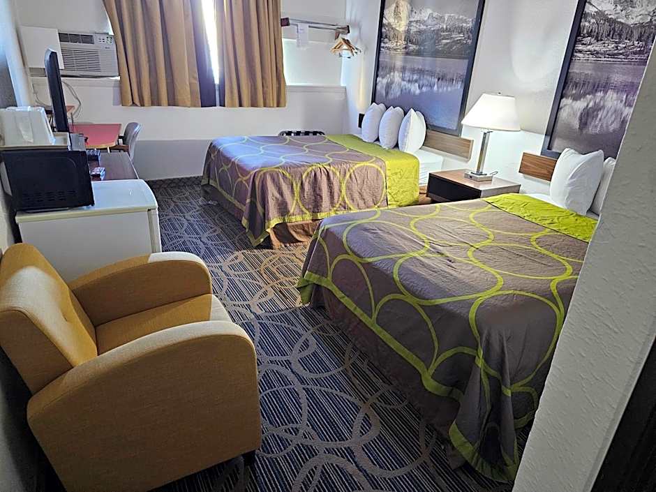 Photo 1 of 8 of 2 Double Beds