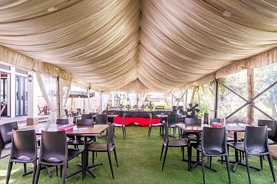 Borneo Beach Villa & Suite