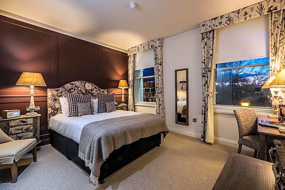 Coach & Horses Hotel