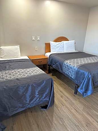 Twin Room with Extra Bed