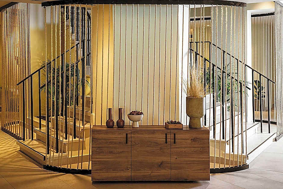 Domes Aulus Zante, Autograph Collection