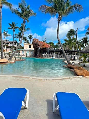 Coconut Cove Resort & Marina