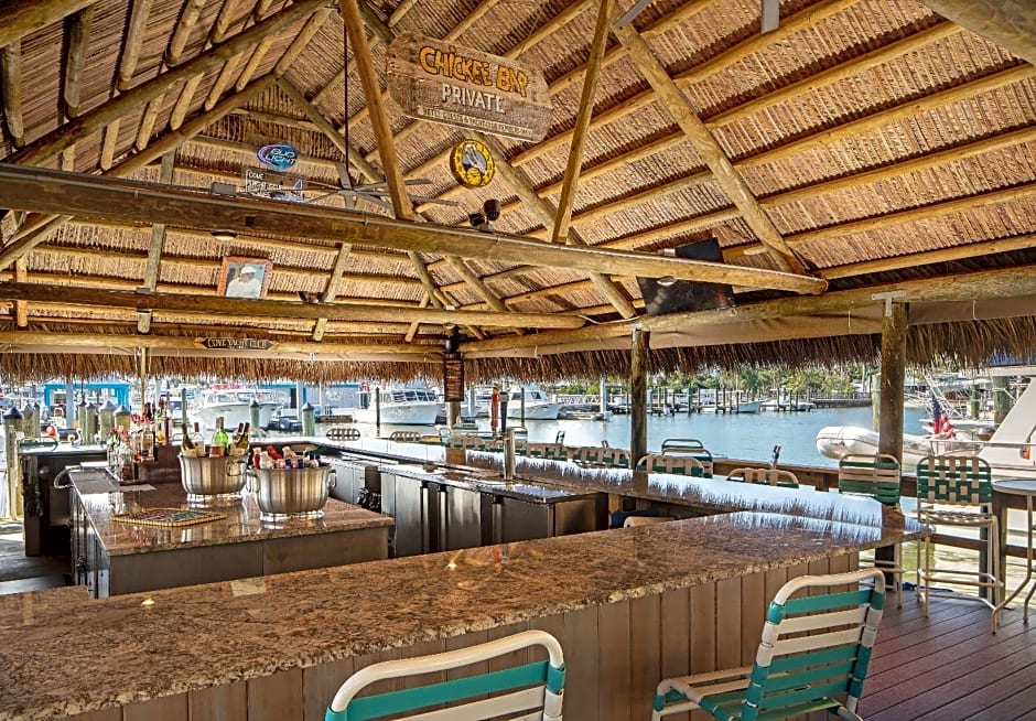 Cove Inn on Naples Bay