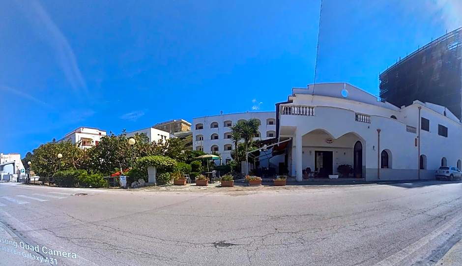 Hotel Ristorante Sturno