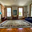 Fort Pl B&B and Gallery
