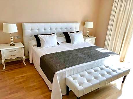 Presidential Suite (4 Adults)