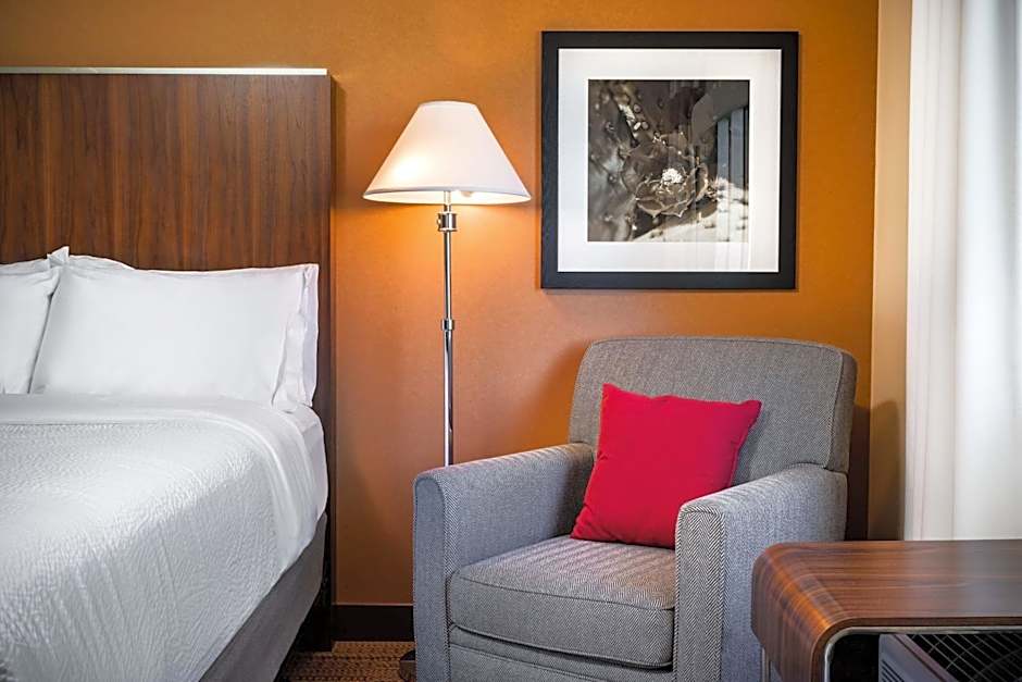 Four Points By Sheraton At Phoenix Mesa Gateway Airport