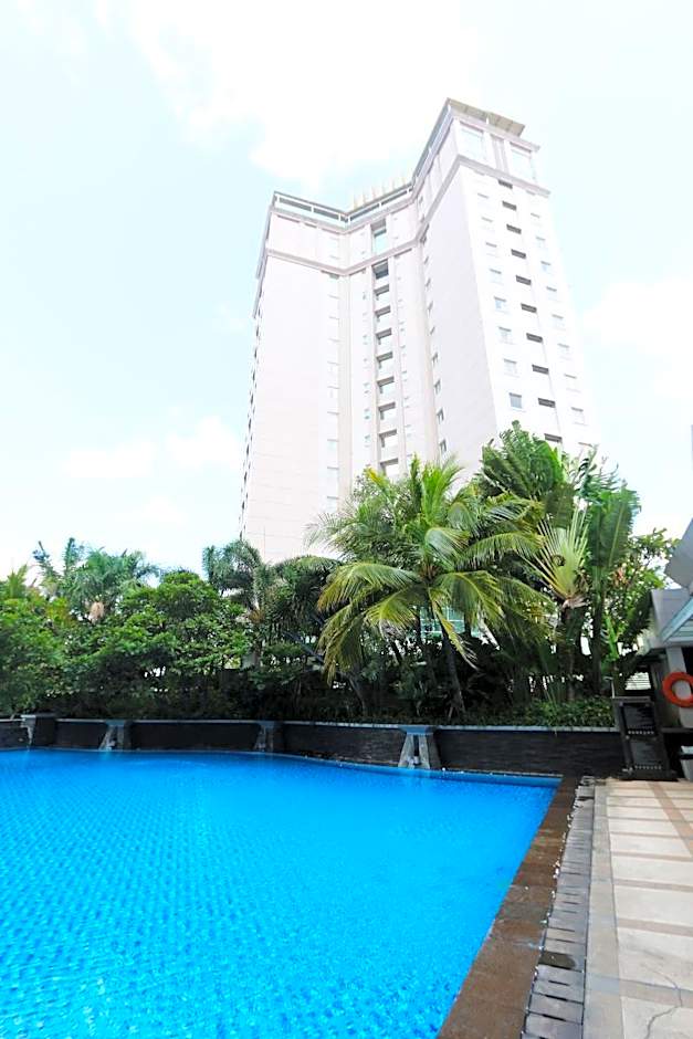 Java Paragon Hotel & Residences