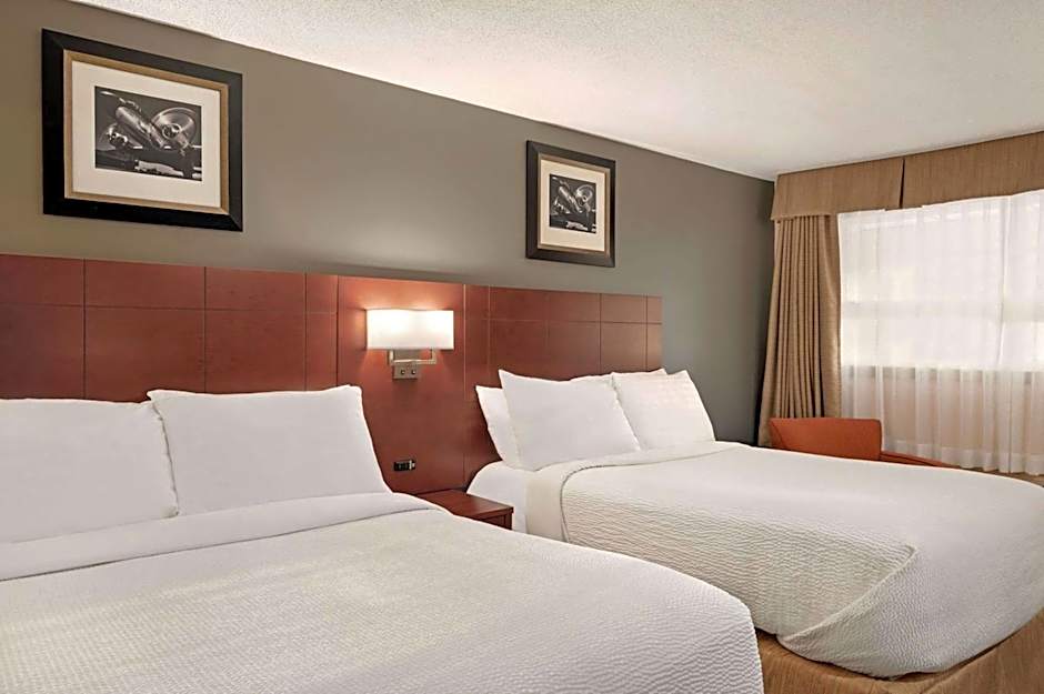 Days Inn by Wyndham Fredericton