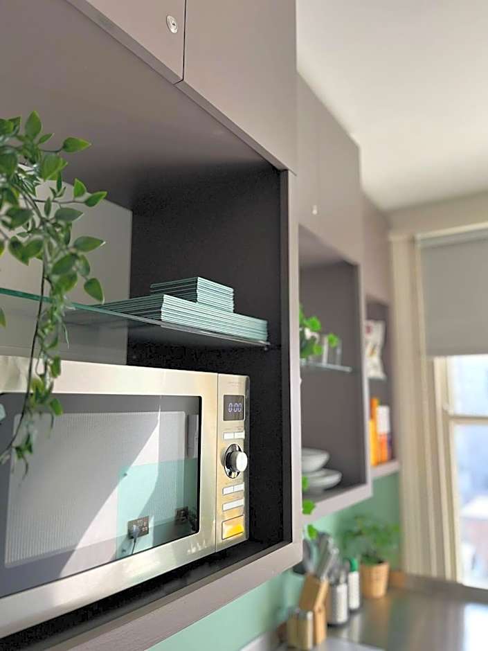 Apt 04 Seaside Serenity Chic Studio Steps to Promenade