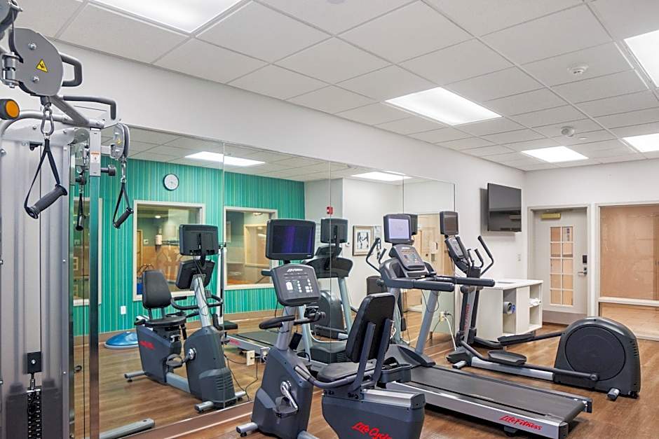 Holiday Inn Express and Suites - Stroudsburg By IHG