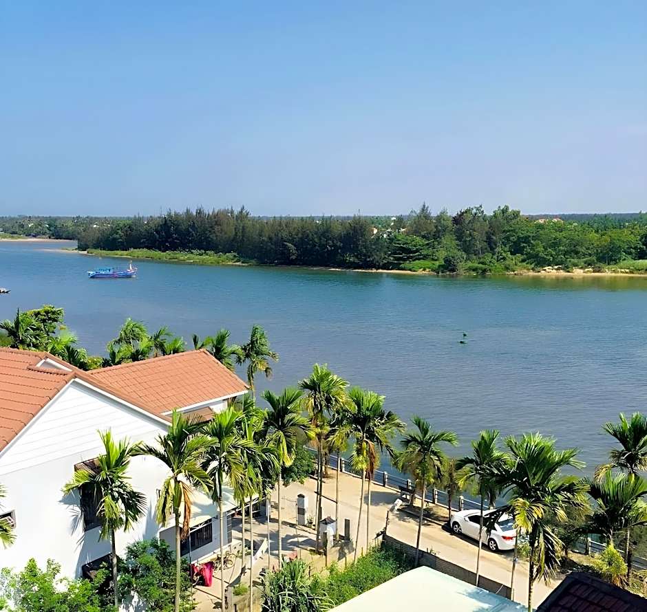 Lantana Riverside Hoi An Hotel