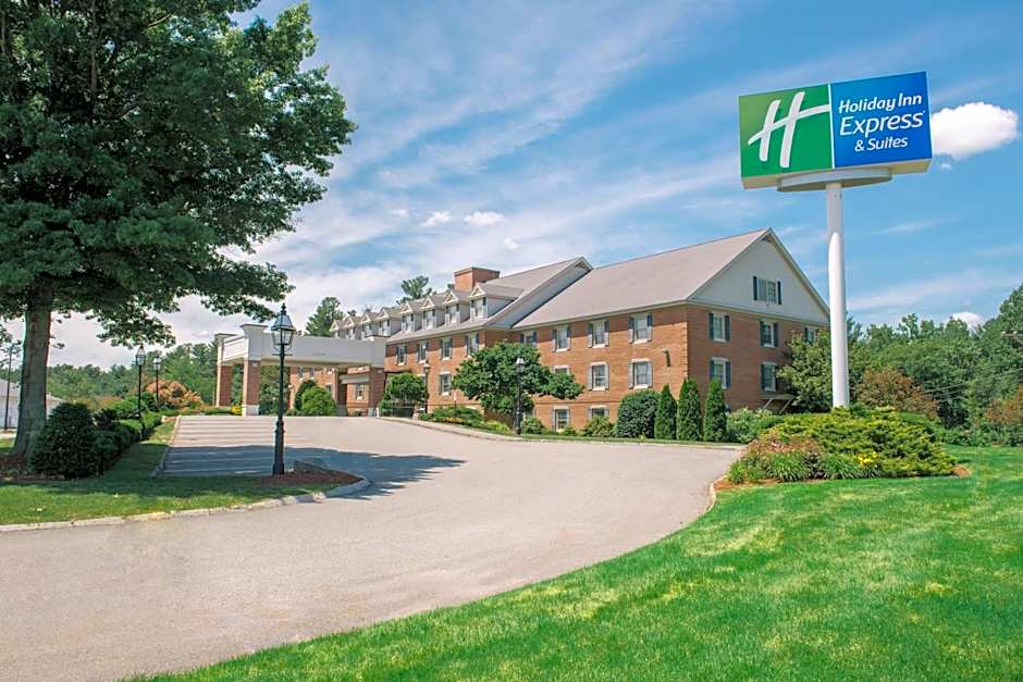 Holiday Inn Express & Suites Merrimack - Nashua by IHG
