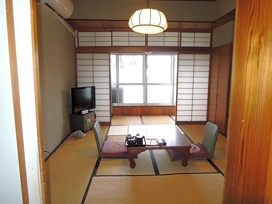 Yudanaka Onsen Shimaya