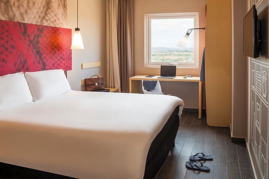 Ibis Mazatlan Marina