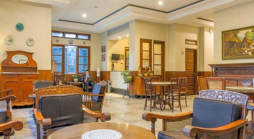 RedDoorz near Simpang Dago 2