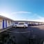 Plaza Motel