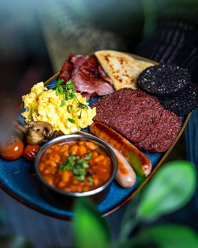 DeiRa Hotel & Apartments