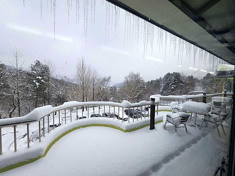 Suanbo Park Hotel