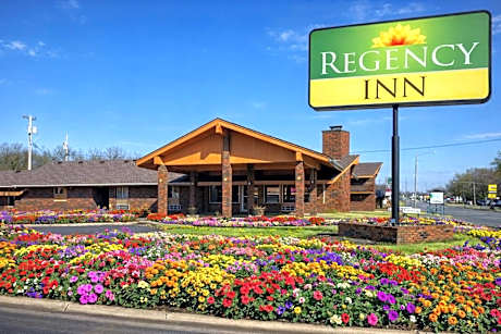 Regency Inn Iola