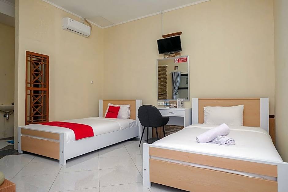 RedDoorz Syariah near Kampus UNSOED Purwokerto