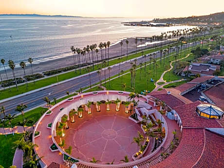 Hilton Santa Barbara Beachfront Resort