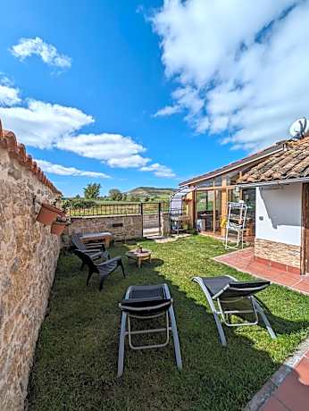 Albergue El Alfar/Pilgrim Hostel