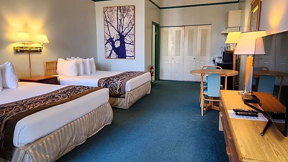 The Cedars Inn Hotel & Convention Centre