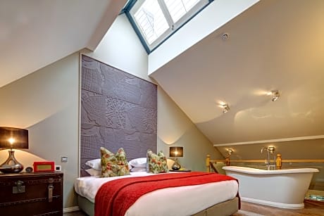 Douglas Duplex Suite