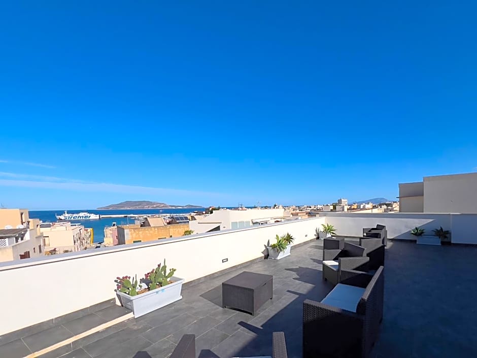 Ponente & Maestro Rooms