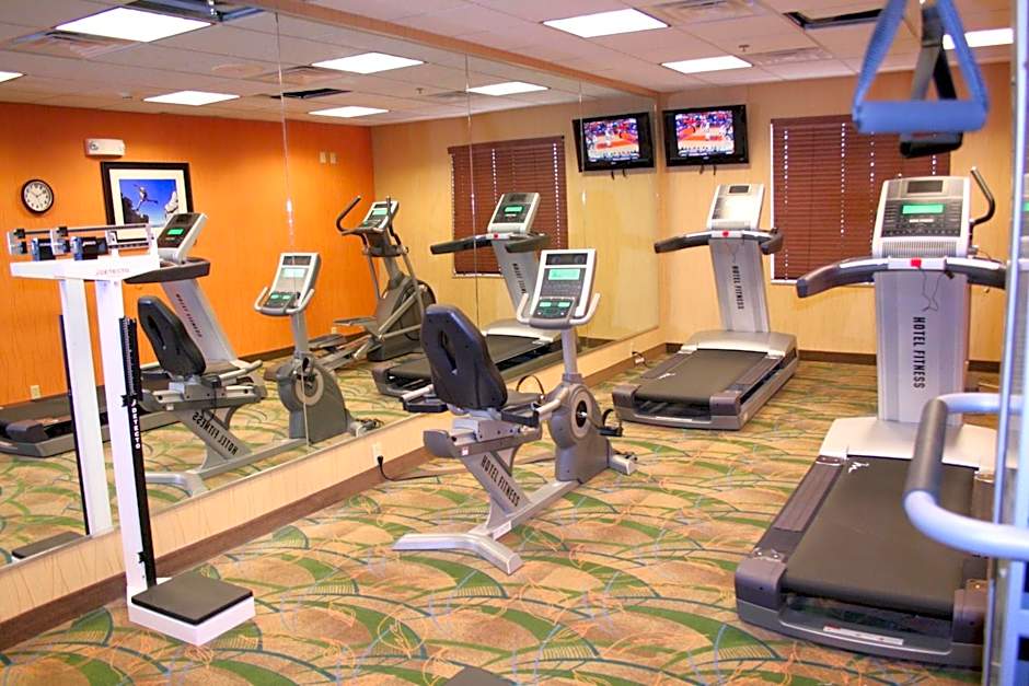 Holiday Inn Express Pratt By IHG