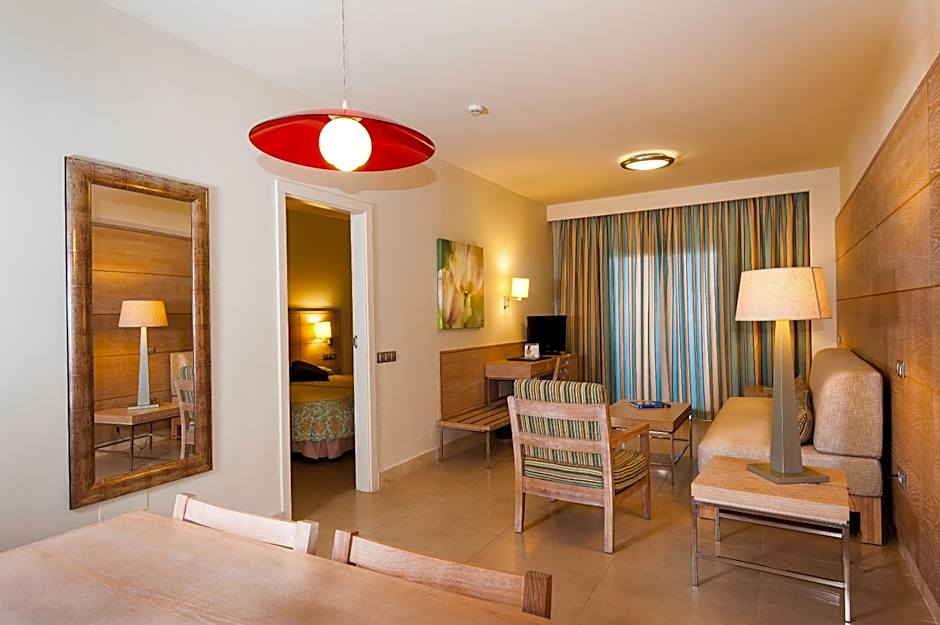 Kn Hotel Arenas del Mar Adults Only