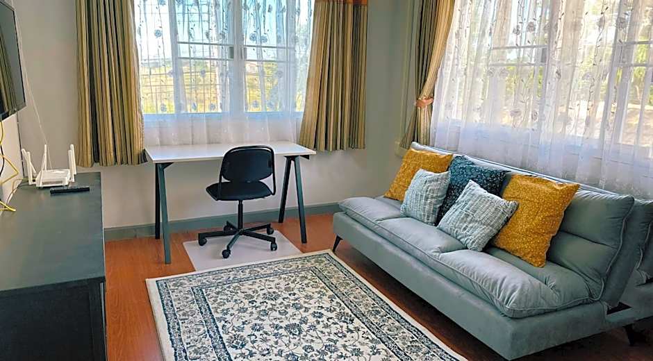 228 sqm large house gated community