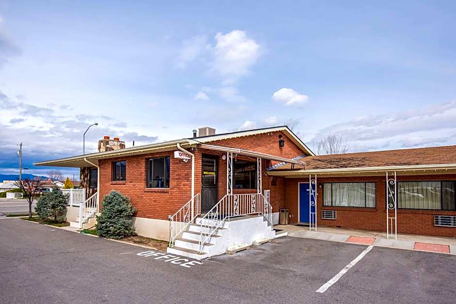 Motel 6-Tremonton, UT