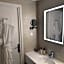 Chalgrin Boutique Hotel