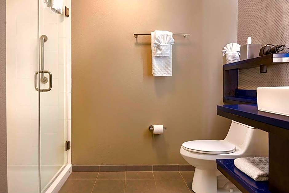 GLo Best Western Asheville-Blue Ridge Parkway