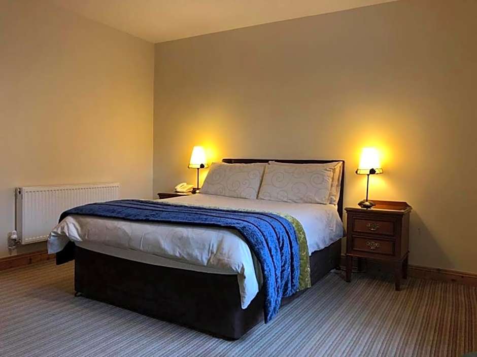 Balreask Bar, Restaurant & Guest Accommodation