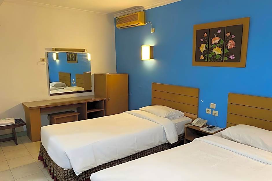 Hotel Lestari Near Lippo Plaza Mall Jember