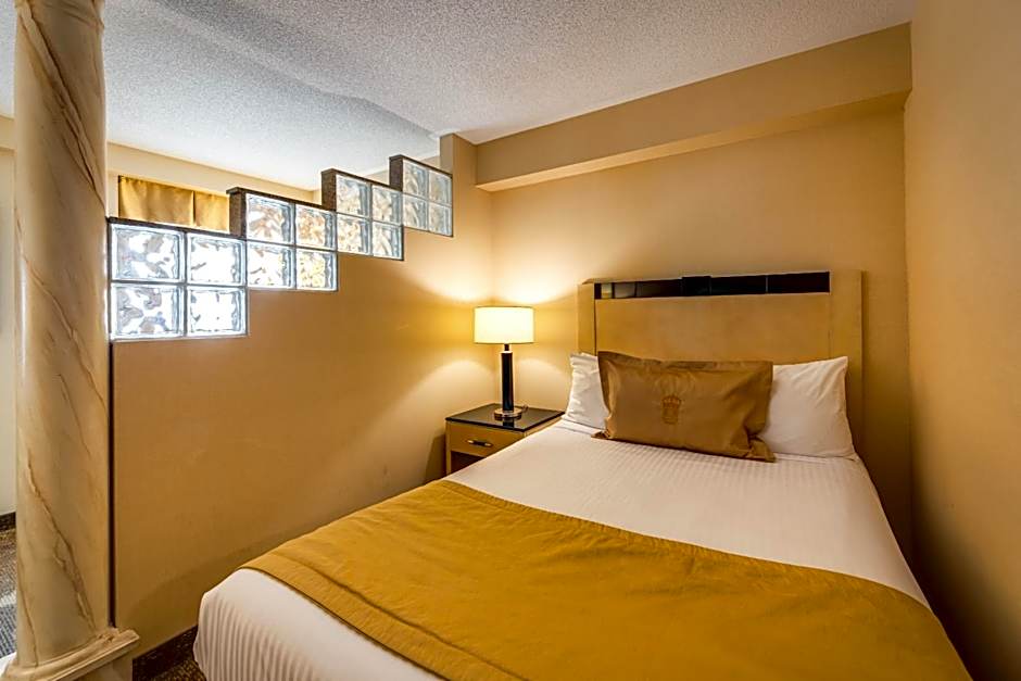 Monte Carlo Inn & Suites Downtown Markham