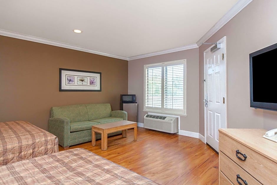 Days Inn by Wyndham San Francisco S/Oyster Point Airport