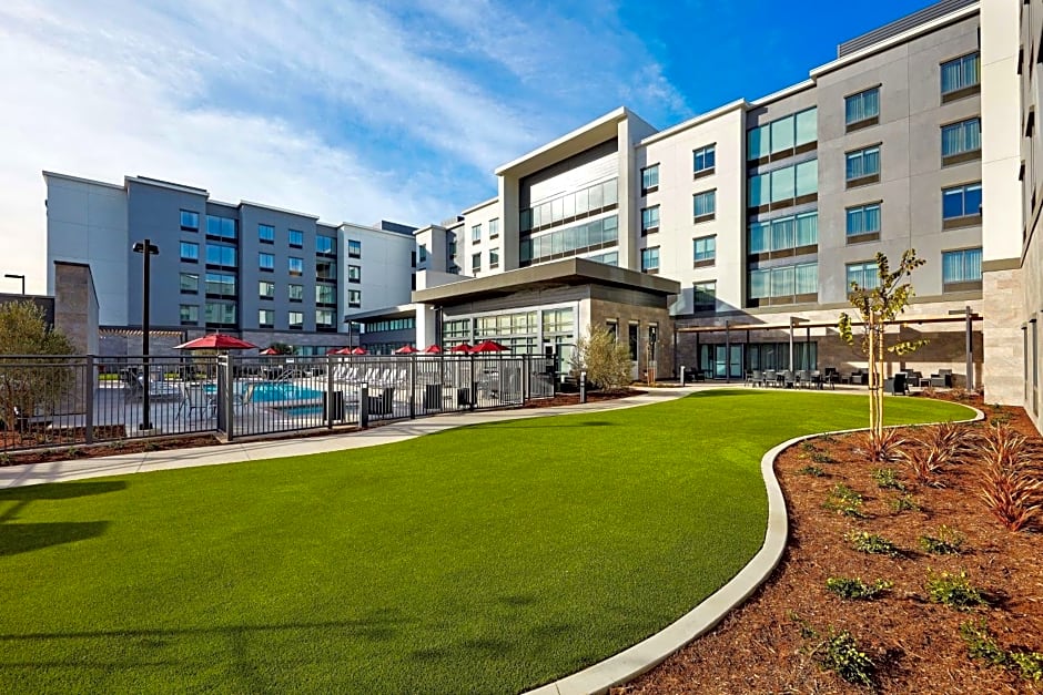 Hampton Inn By Hilton Long Beach Airport, Ca
