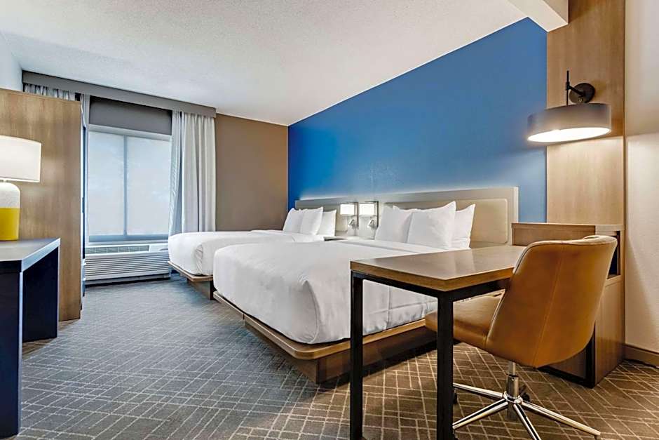 Comfort Suites Chesapeake - Norfolk