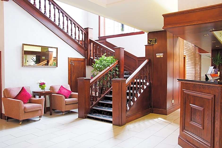 Southcrest Manor Hotel; BW Signature Collection