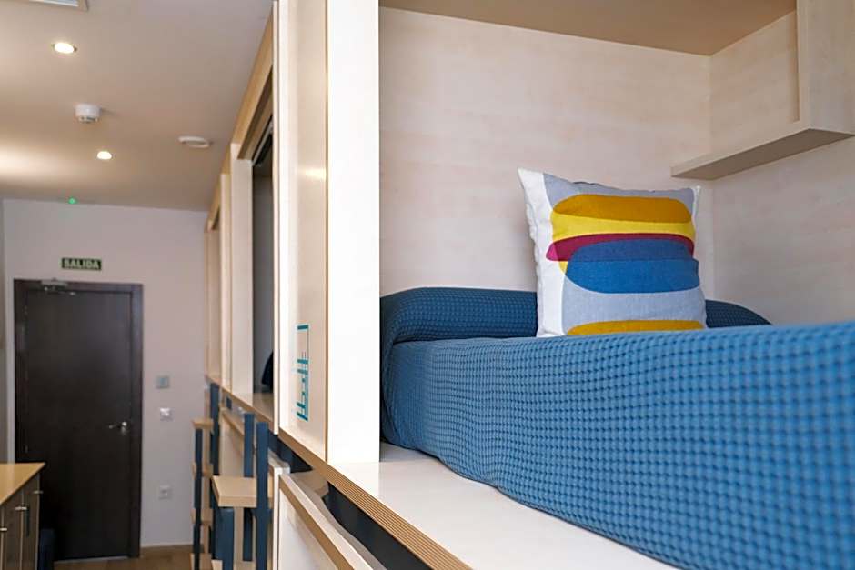 TAKE SURF Hostel Conil