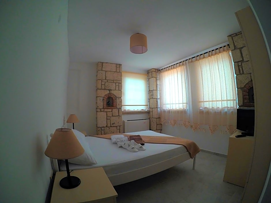 Pasha Port Hotel & Restaurant