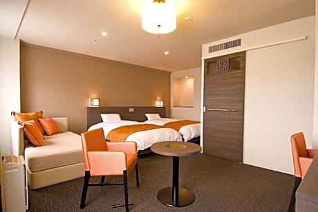 Large Twin Room - Smoking