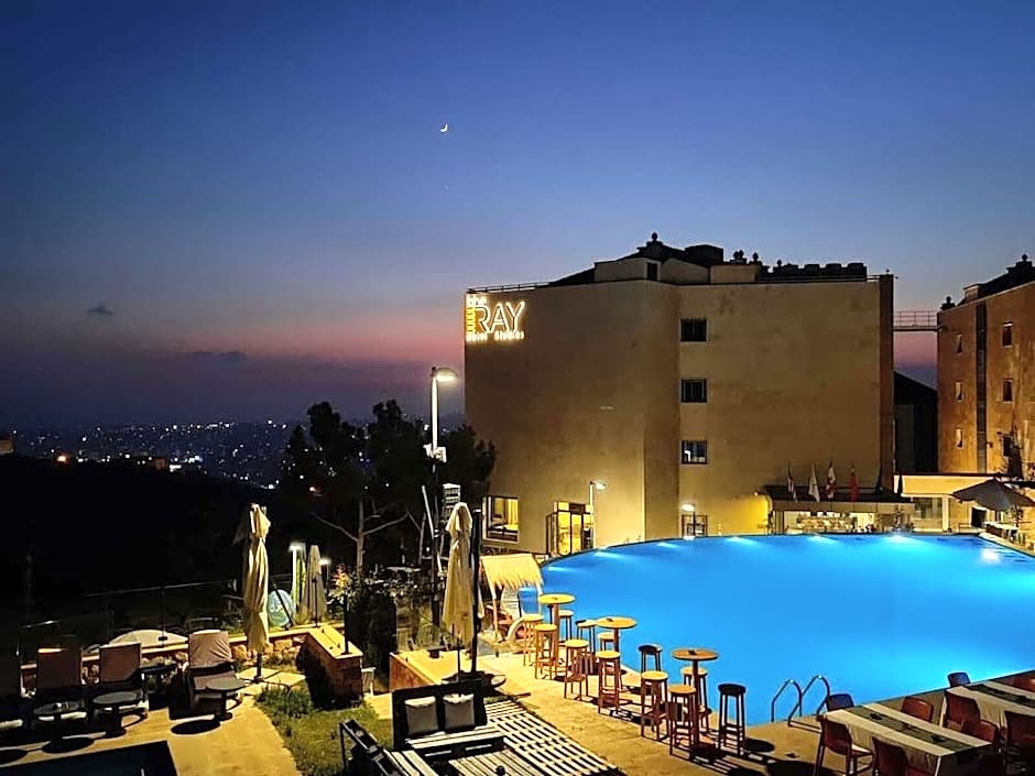 The Ray Hotel and Studios